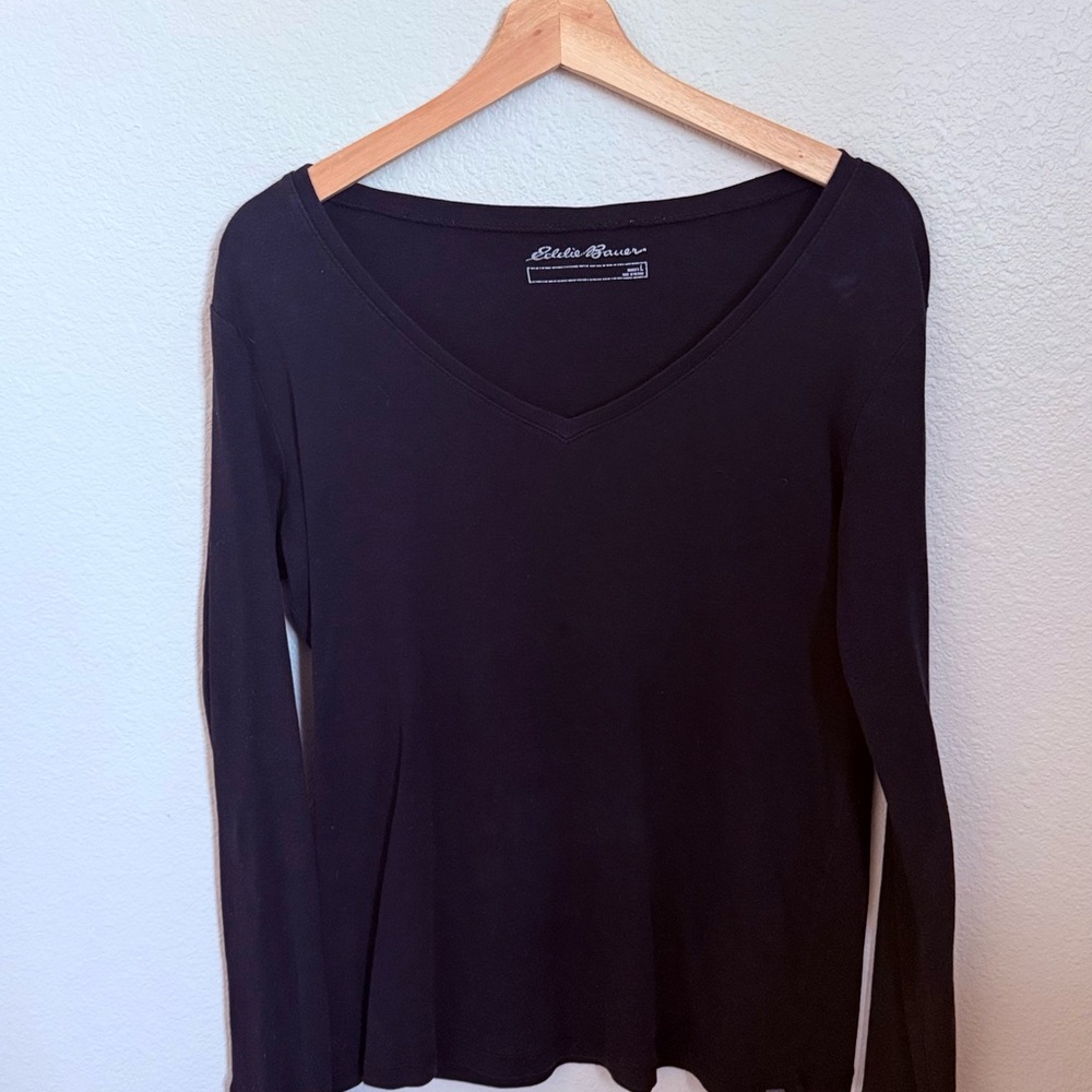 Eddie Bauer Black V-Neck Long Sleeve Top